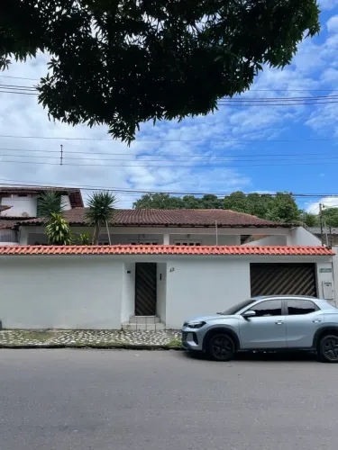 Casa Térrea - Conj Petros bem localizada