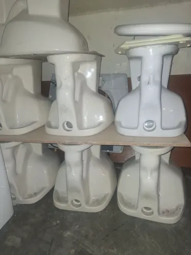 8 vasos sanitário ceramica por 750, Reais