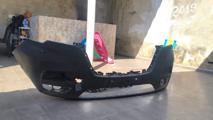 Para-choque original Renault Master 2024 em diante com grade