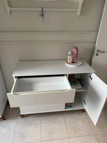 Guarda roupa infantil c cômoda 1200 os dois