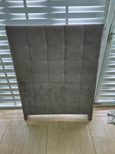 Vendo cabeceira para cama box solteiro NOVÍSSIMA!