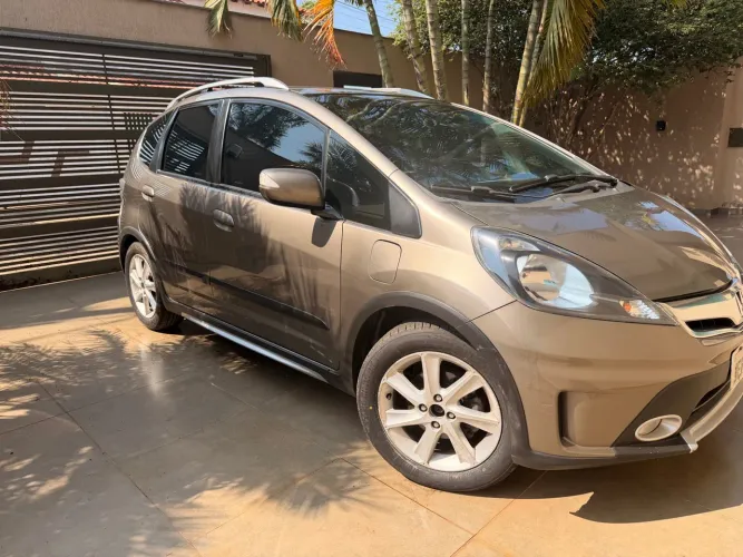 Honda Fit Twist 1.5 Flex 16V 5P Aut. 2013