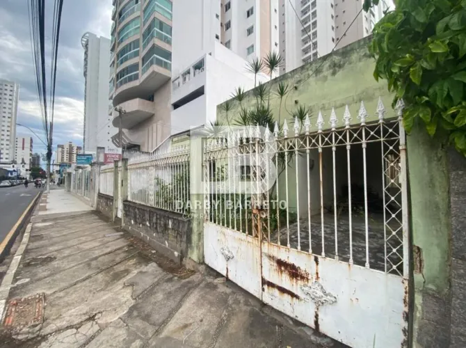 Terreno em frente ao Auxiliadora