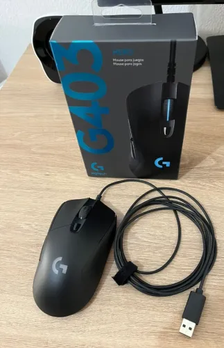 Mouse Gamer Logitech G403 Hero com RGB 25K seminovo