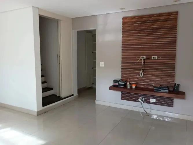Casa de luxo em condomínio com 3 suítes na Vila São Francisco - São Paulo