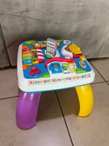 Mesa de atividades musical Fisher Price
