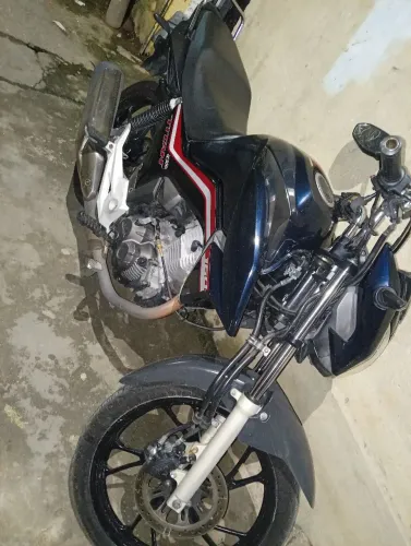 Moto linda , conservada pegar e andar