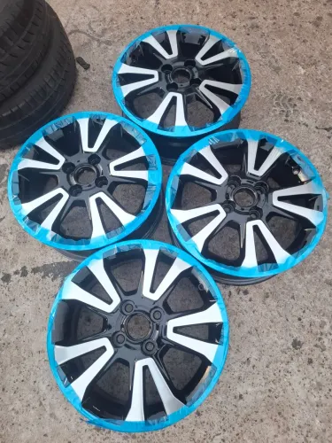 4 RODAS DE LIGA LEVE DIAMANTADAS 4×100 NOVAS VOLKS, GM