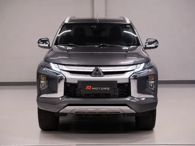 Mitsubishi L200 Triton Sport HPE-S 2.4 CD Dies. AUT 2022