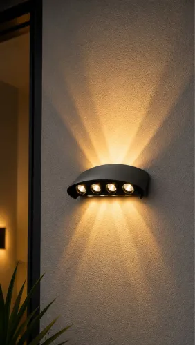 Kit 2 Arandelas Curva 8W Led Branco Quente CTB R$ 75,00