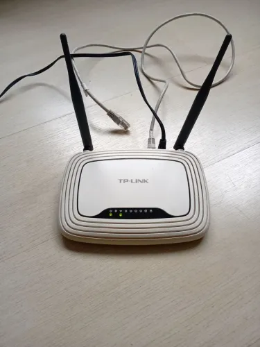Roteador 300mbps TP-Link TL-WR841N 2 antenas