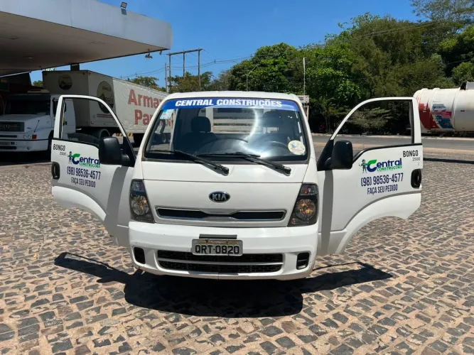 Kia Bongo K2500 2019 - Carroceria de Madeira | Excelente Oportunidade