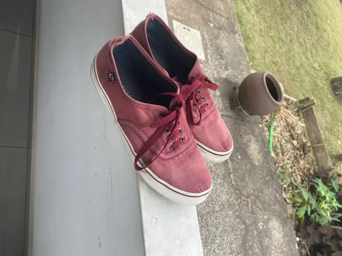 Tênis de skate vermelho 