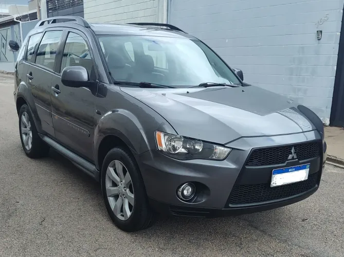Mitsubishi Outlander 3.0/ GT 3.0 V6 Aut. 2011