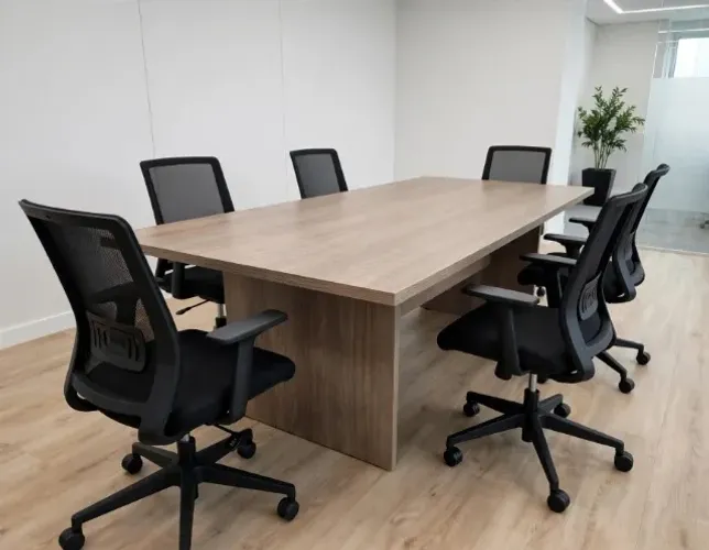 Mesa de Reunião Madeirado Entrego