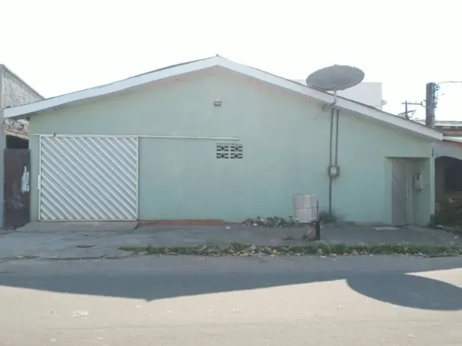 Casa com kitnet nos congós