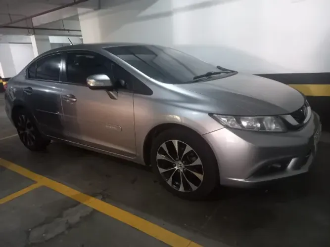 Honda Civic Sedan LXR 2.0 Flexone 16V Aut. 4P 2016