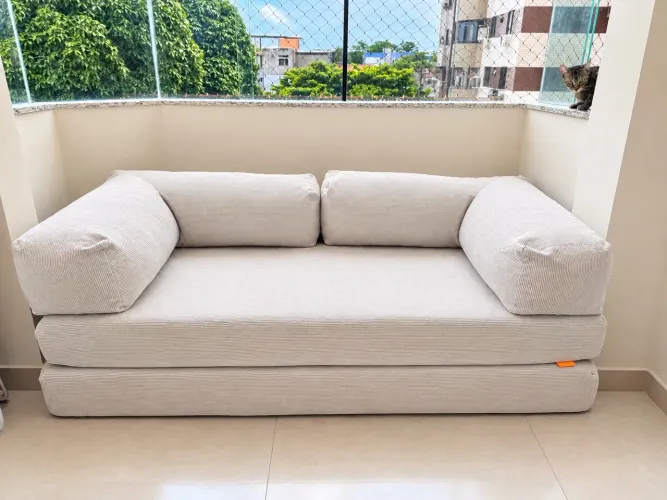 Sofá-cama da Sofá na caixa. Novinho. Aceito cartão e pix. Tenho Nota Fiscal.