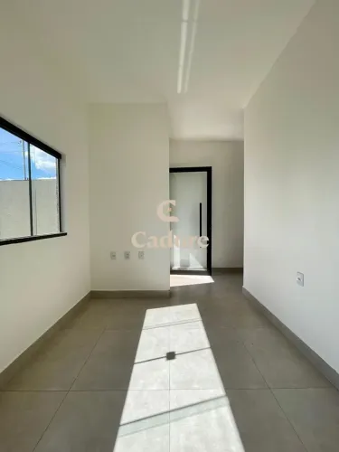 Casa a venda 3/4 com 1 suíte pronta para morar no São Bento / Canaã