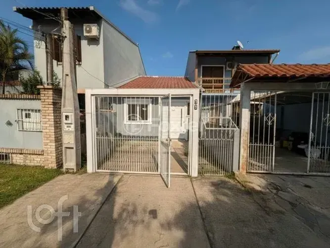Linda casa na Hípica com 2 quartos pátio e churrasqueira