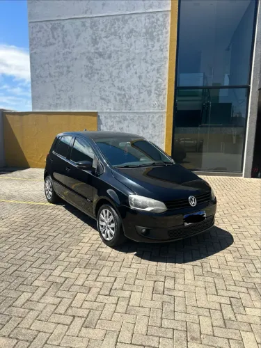 Volkswagen Fox 1.0 MI Total Flex 8V 5P 2012