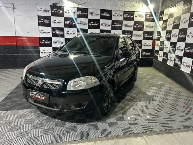 Fiat Siena Celebration 1.0 Fire Flex 8V 4P 2014