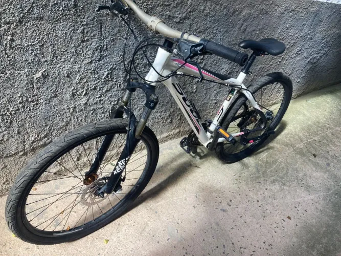 Vendo bicicleta Aro 26 Soul (Nova)