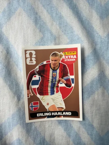 Vendo figurinha da copa EXTRA STICKERS ORIGINAL OURO do Erling Haaland