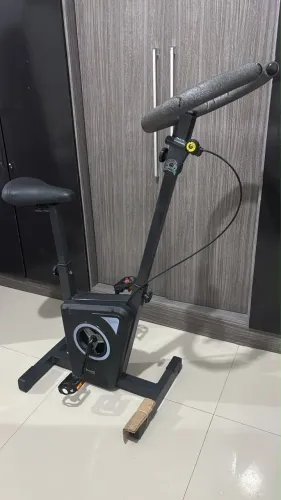 Bicicleta Ergométrica Vertical Magnética - Silenciosa - Semi Nova - Pouco Uso