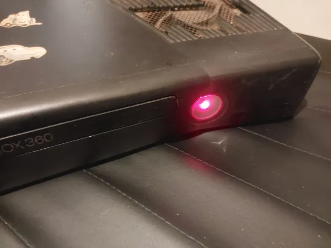 Xbox 360 com luz vermelha