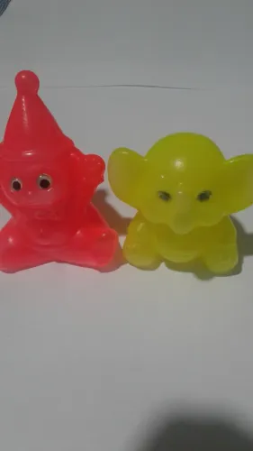 Brinquedo antigo plastico soprado leia