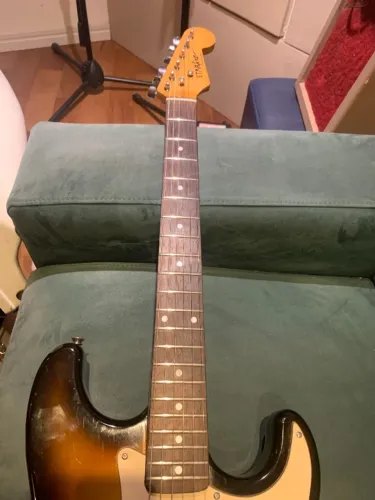 Guitarra Starfire Japonesa da década de 1980