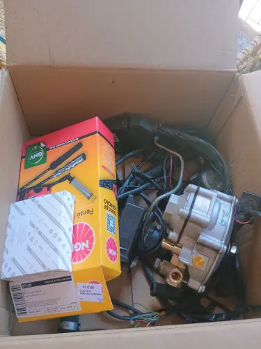 Vendo kit gás terceira geração semi-novo sem o cilindro 