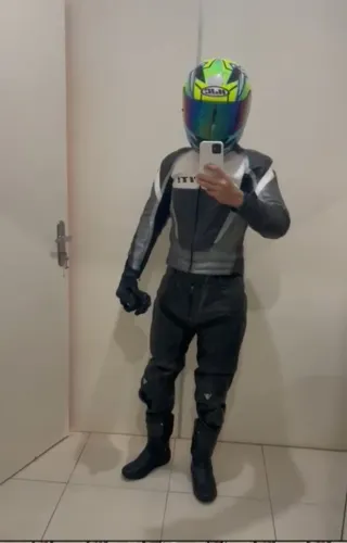 Macacão de Moto Speed REV'IT! - Seminovo |Excelente Estado tamanho 42