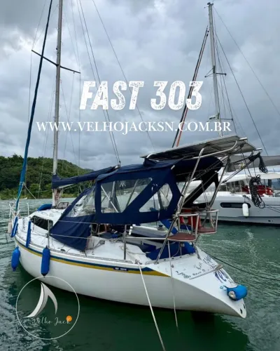 Veleiro Fast 303