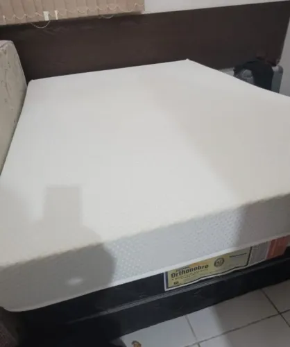 Colchão Casal de espuma D28 Emma Basics 17 cm