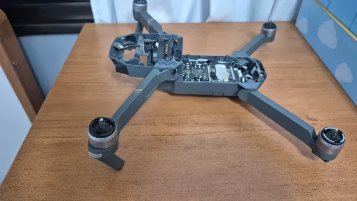 Carcaça Central com Braços e Motores para Drone DJI Mavic Pro