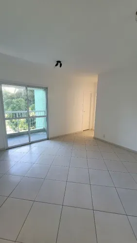 Apartamento com 2 dormitórios à venda, 57 m² por R$ 330.000,00 - Glória - Macaé/RJ