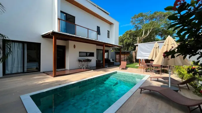 Casa de Alto Padrão à Venda em Arraial d'Ajuda