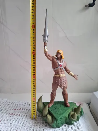 Boneco action figura He-man.