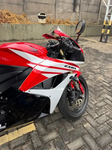 Cbr 600rr impecável 