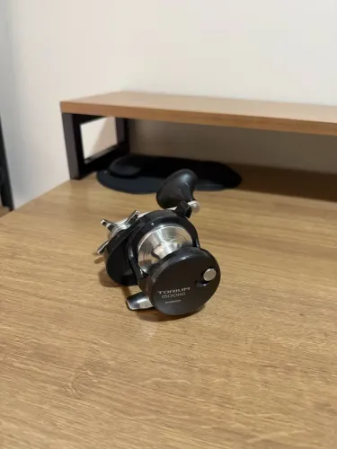 Carretilha Shimano TORIUM 1500 HG