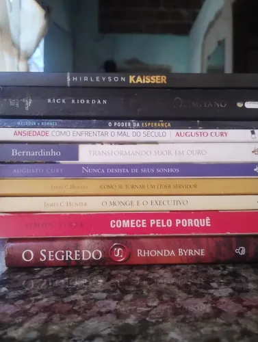 Combo de Livros interessantes.