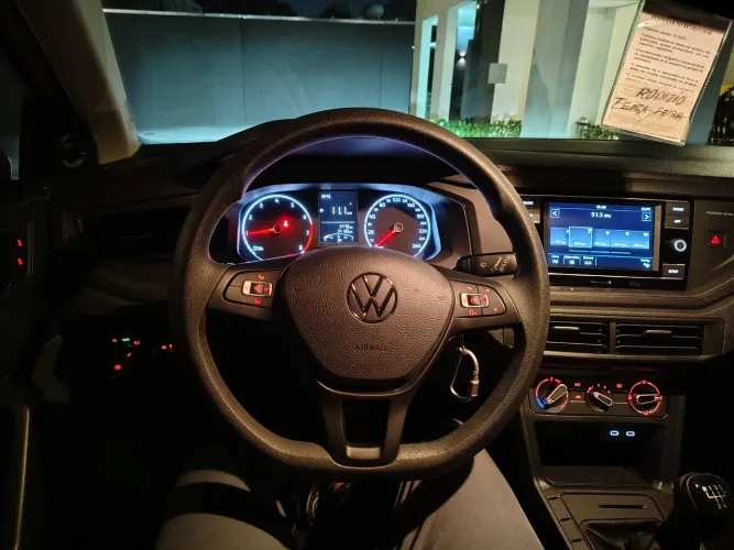 Volkswagen Polo 1.0 MPI Flex 12V 5P 2024