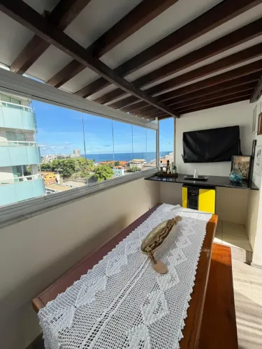 Cobertura a venda em Ondina com 2 quartos mobiliada nascente piscina  no Ondina Residece