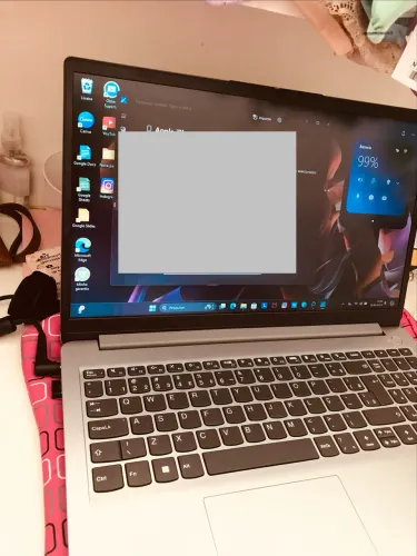 Lenovo IdeaPad 1i 12º geração 256GB 4GB RAM
