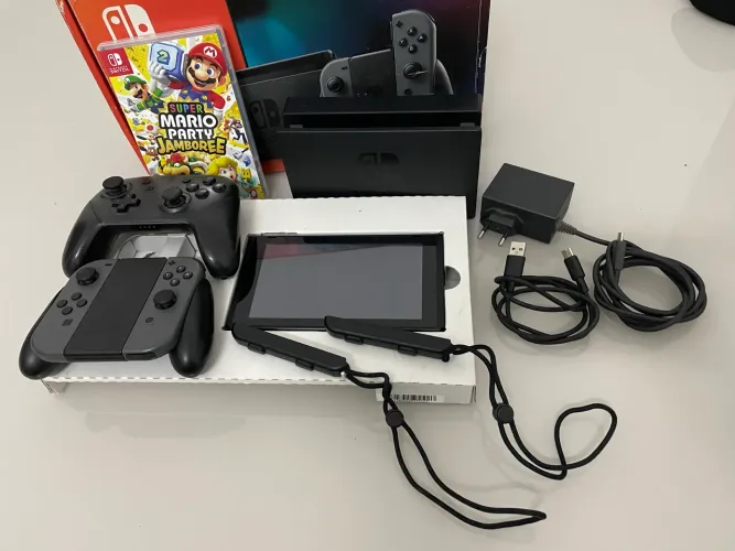 Nintendo Switch V2 Cinza + Mario Jamboree + Controle Extra