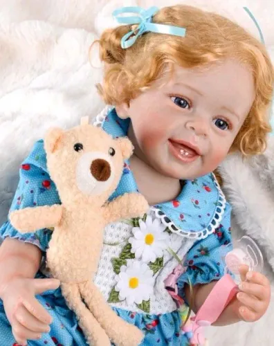VENDO BONECA ESTILO BEBÊ REBORN