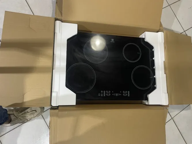 Cooktop Electrolux IC80