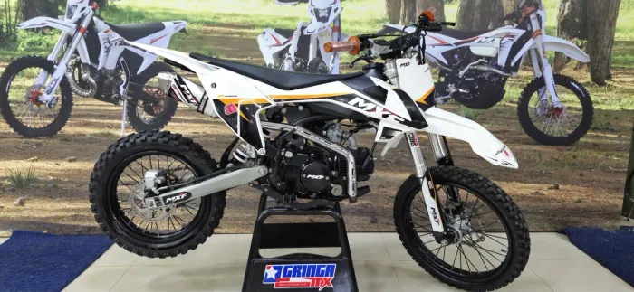 MXF 125cc único dono 